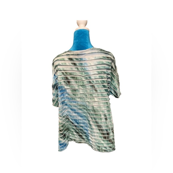 New directions sz 2x blouse mermaid style blue white and green - Picture 2 of 5